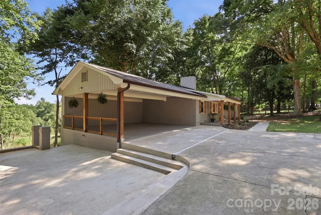 334 Country Lane Mocksville NC 27028