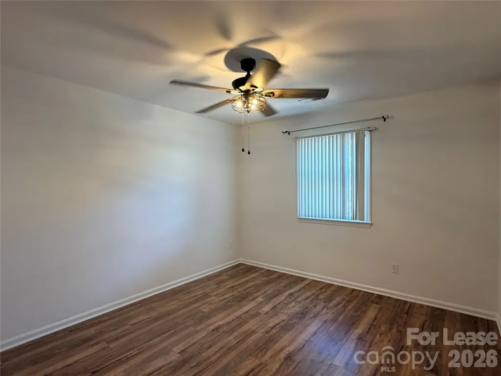 5917 Crape Myrtle Lane Charlotte NC 28216