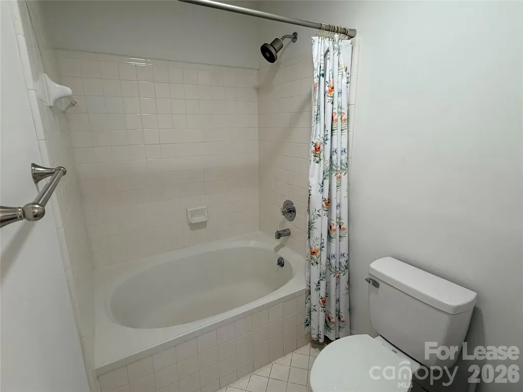 5917 Crape Myrtle Lane Charlotte NC 28216