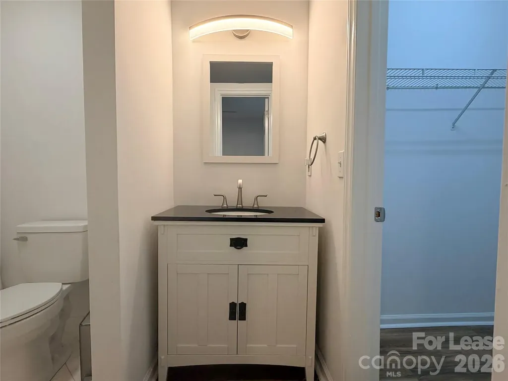 5917 Crape Myrtle Lane Charlotte NC 28216
