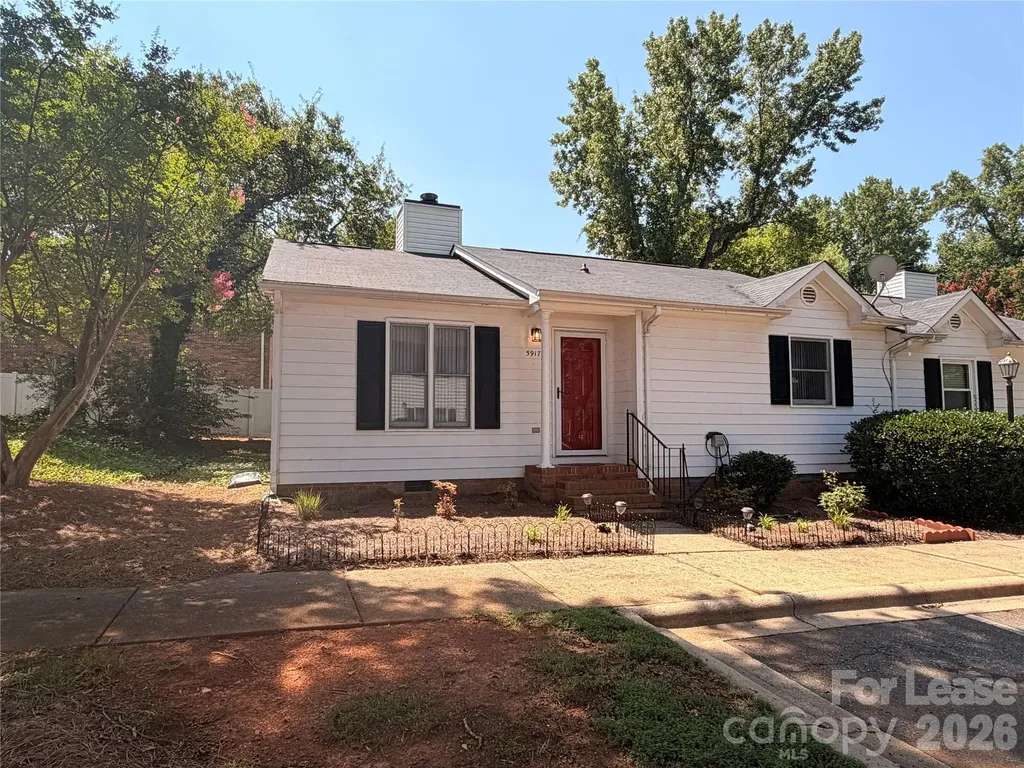 5917 Crape Myrtle Lane Charlotte NC 28216