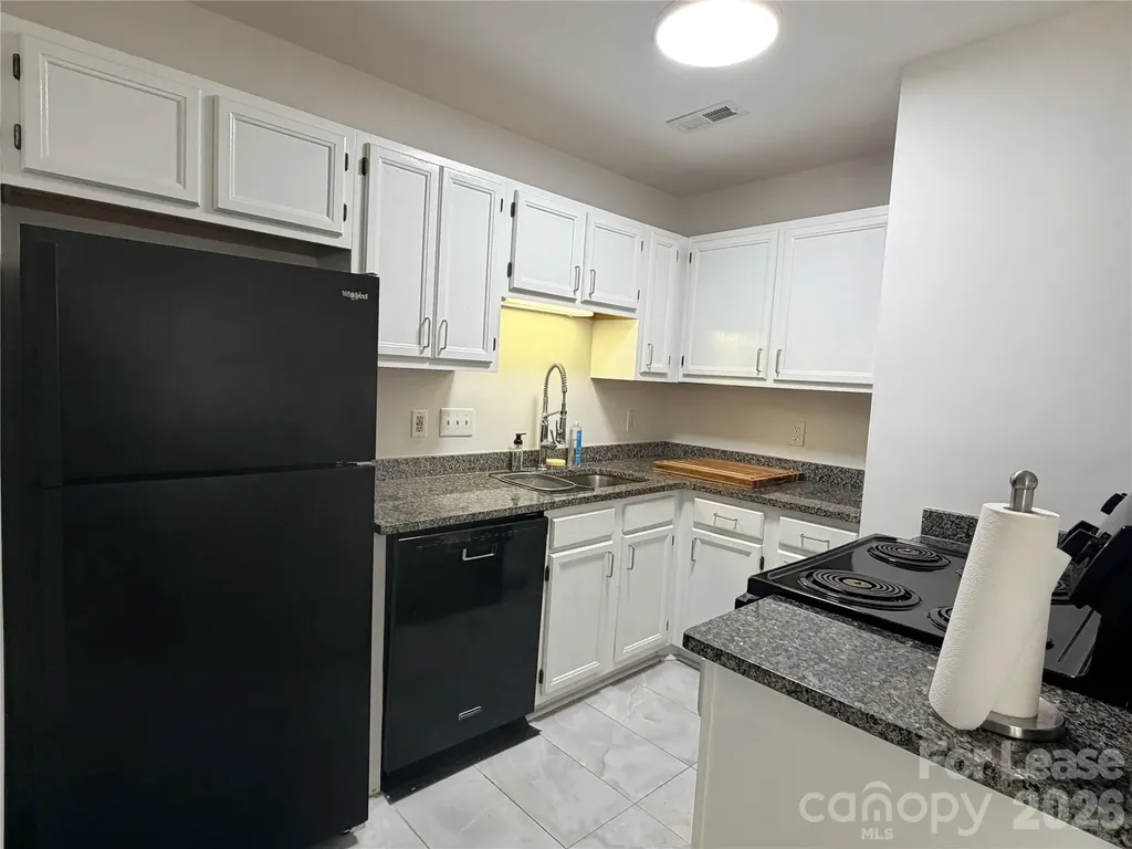 5917 Crape Myrtle Lane Charlotte NC 28216