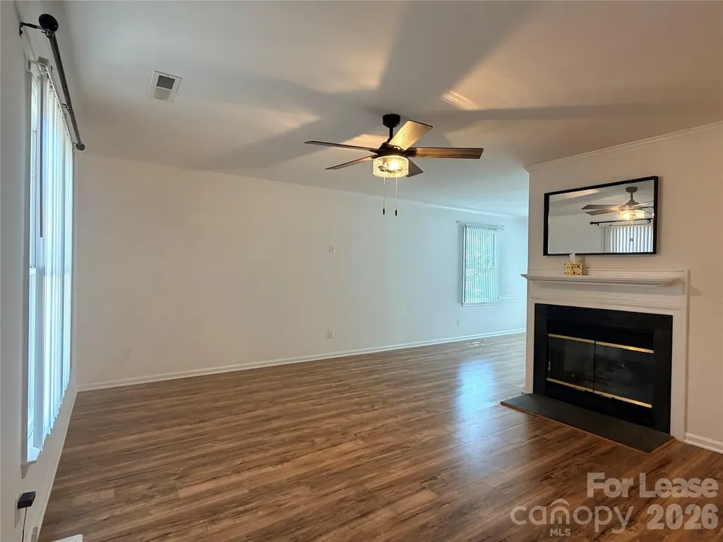 5917 Crape Myrtle Lane Charlotte NC 28216