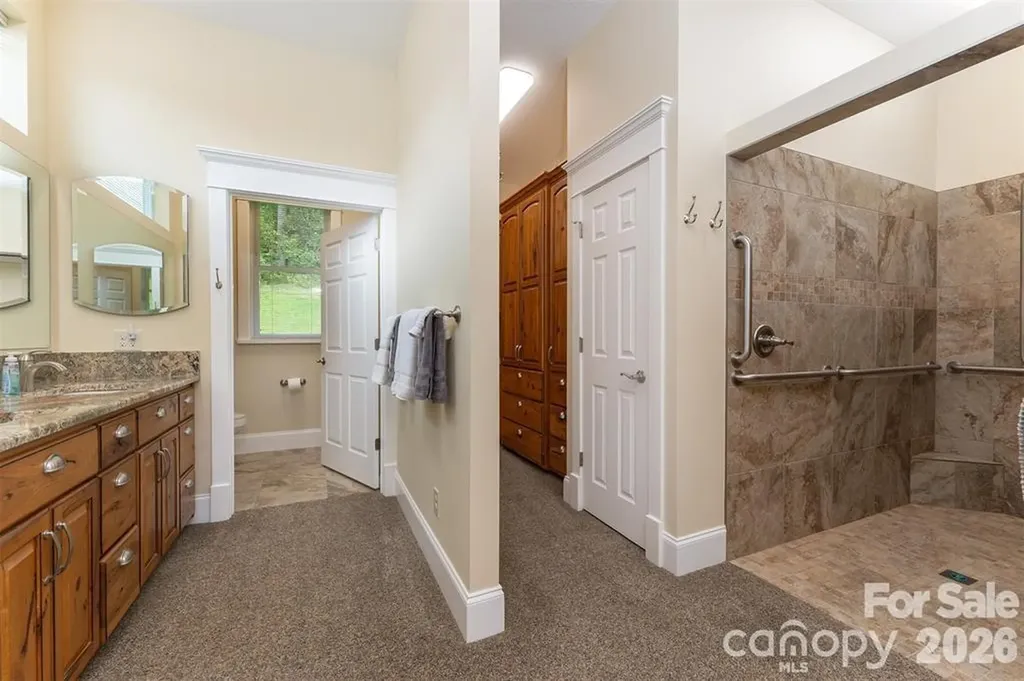 326 Golden Valley Drive Hendersonville NC 28792