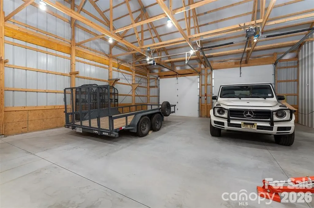 326 Golden Valley Drive Hendersonville NC 28792