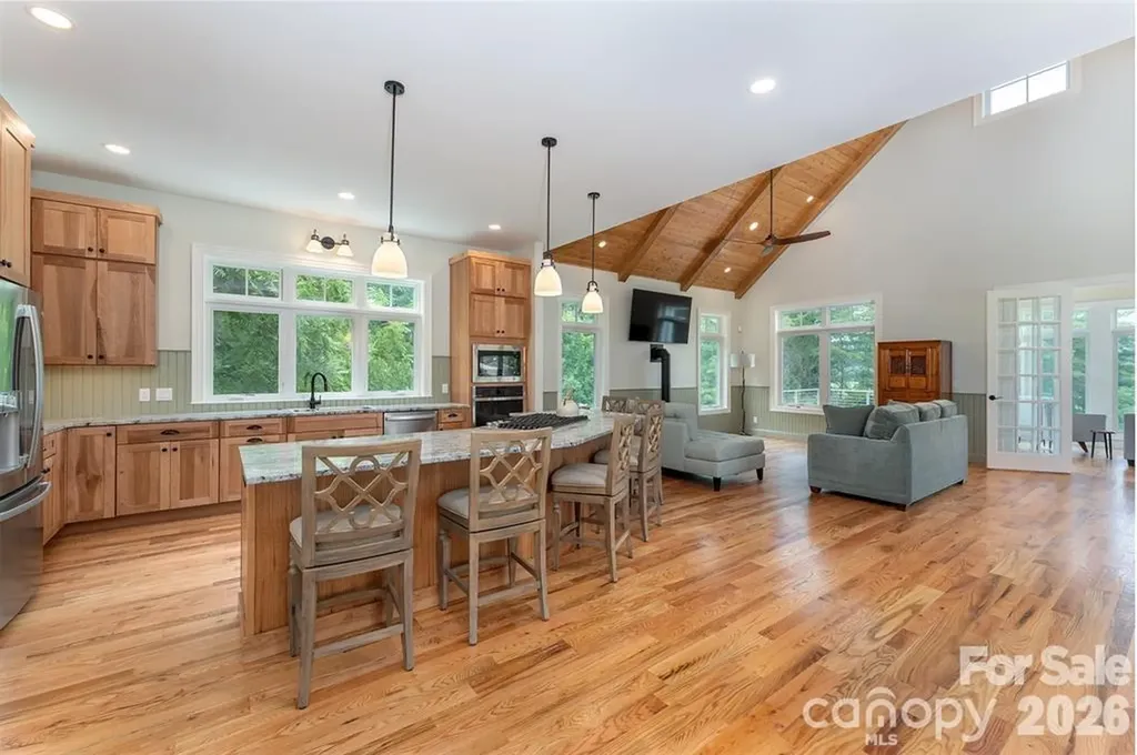 326 Golden Valley Drive Hendersonville NC 28792