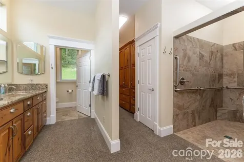 326 Golden Valley Drive Hendersonville NC 28792