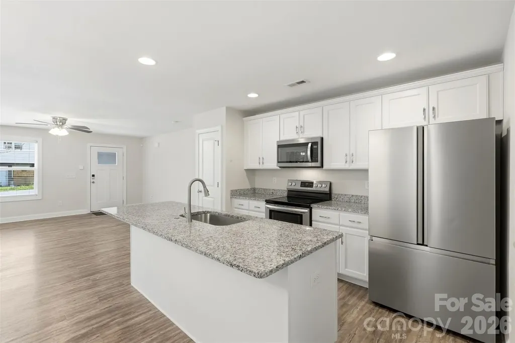 4221 E End Street Charlotte NC 28208