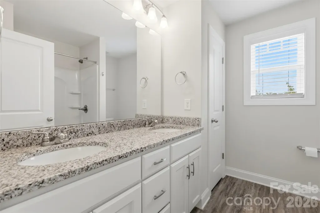4221 E End Street Charlotte NC 28208