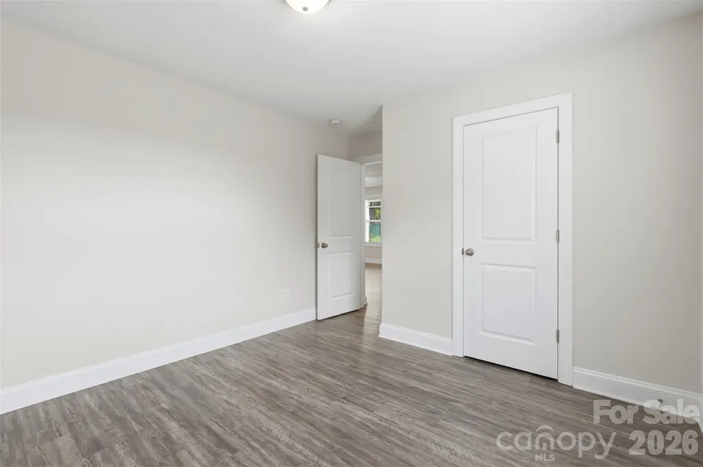 4221 E End Street Charlotte NC 28208