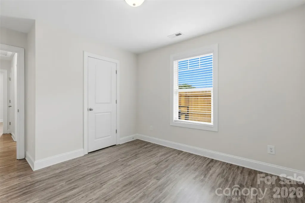 4221 E End Street Charlotte NC 28208