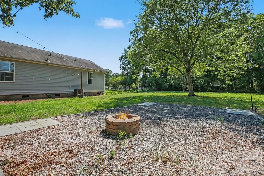 1341 E Cannon Avenue Albemarle NC 28001