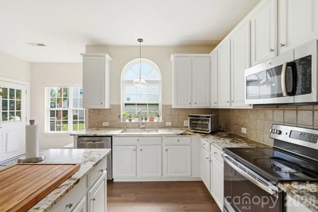 6226 Castlecove Road Charlotte NC 28278
