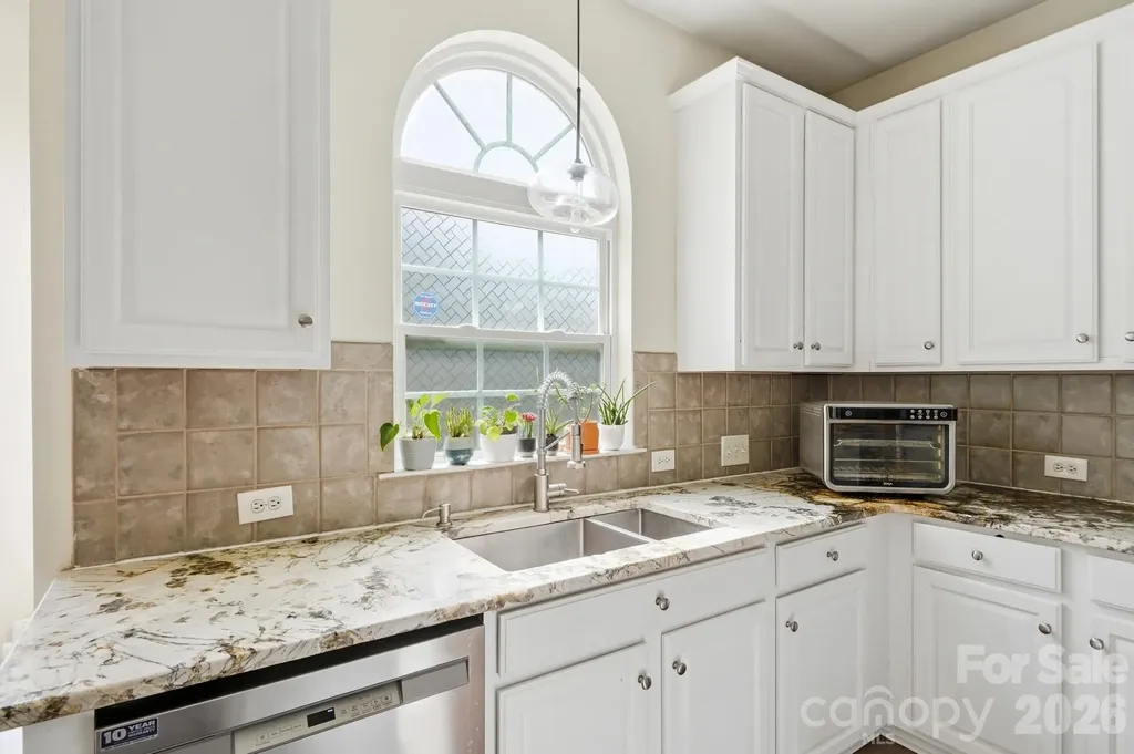 6226 Castlecove Road Charlotte NC 28278