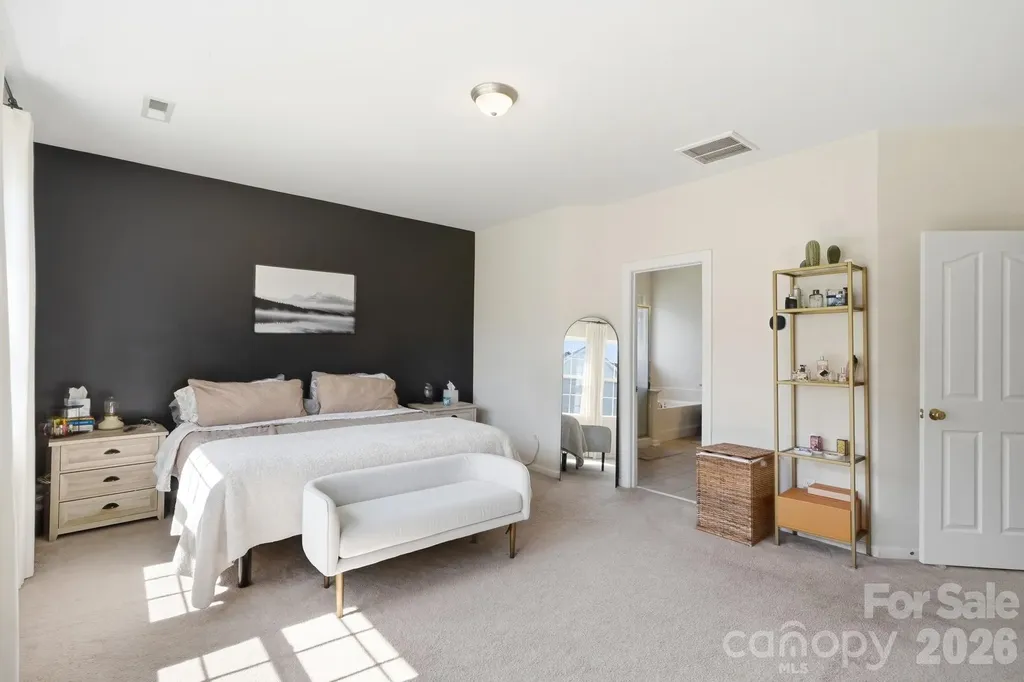 6226 Castlecove Road Charlotte NC 28278