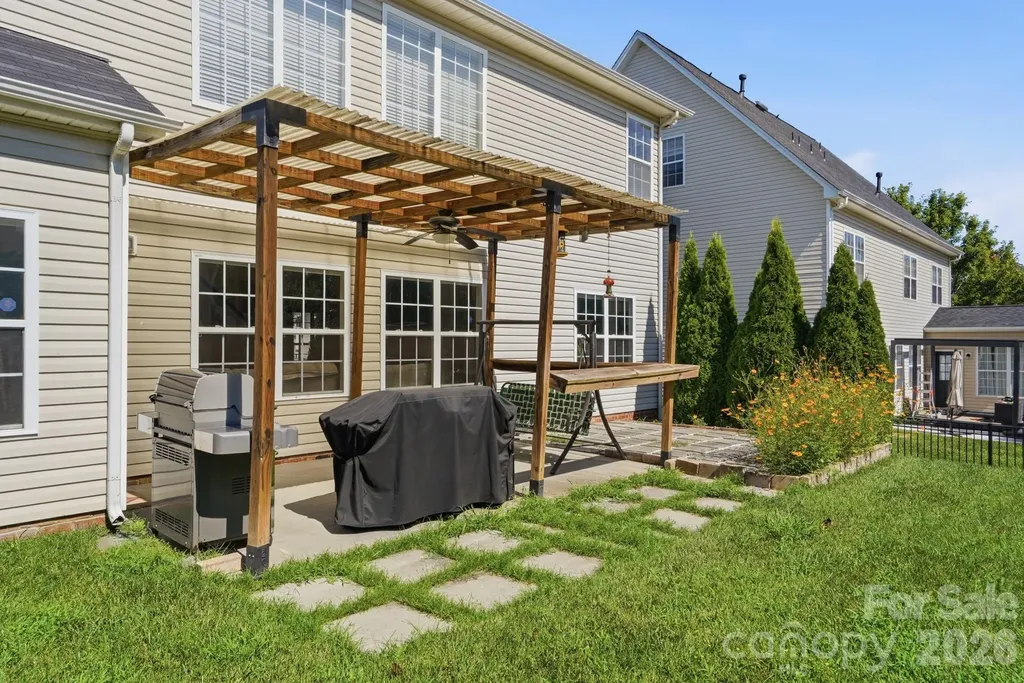 6226 Castlecove Road Charlotte NC 28278