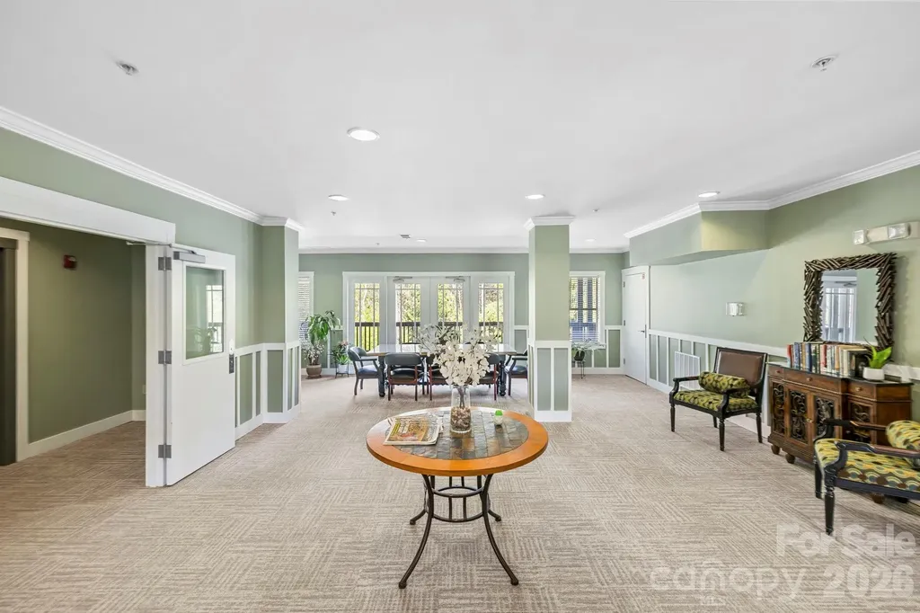 9 Kenilworth Knolls Asheville NC 28805