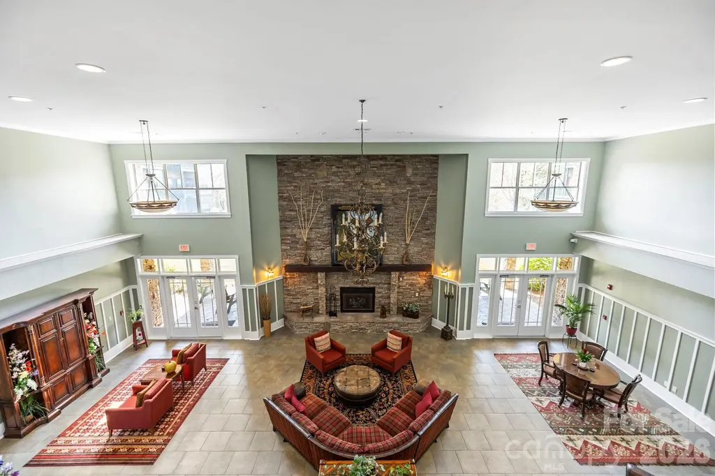 9 Kenilworth Knolls Asheville NC 28805