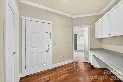 9 Kenilworth Knolls Asheville NC 28805