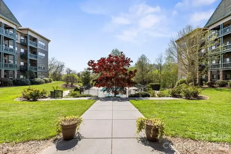 9 Kenilworth Knolls Asheville NC 28805