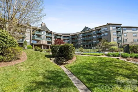 9 Kenilworth Knolls Asheville NC 28805