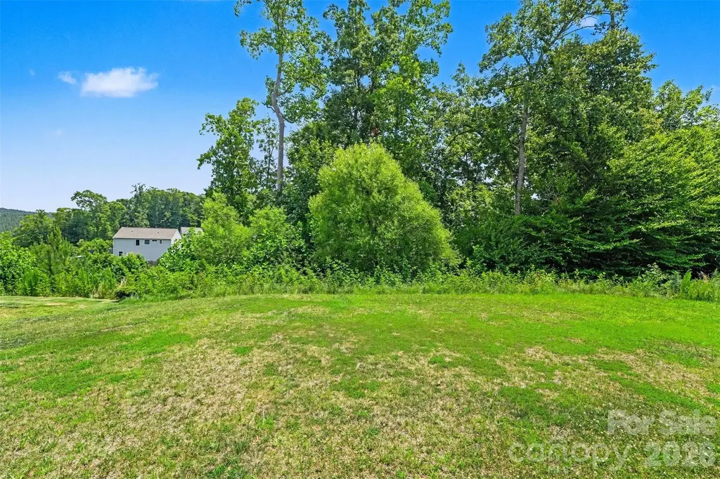 204 Hidden Lakes Road Statesville NC 28677