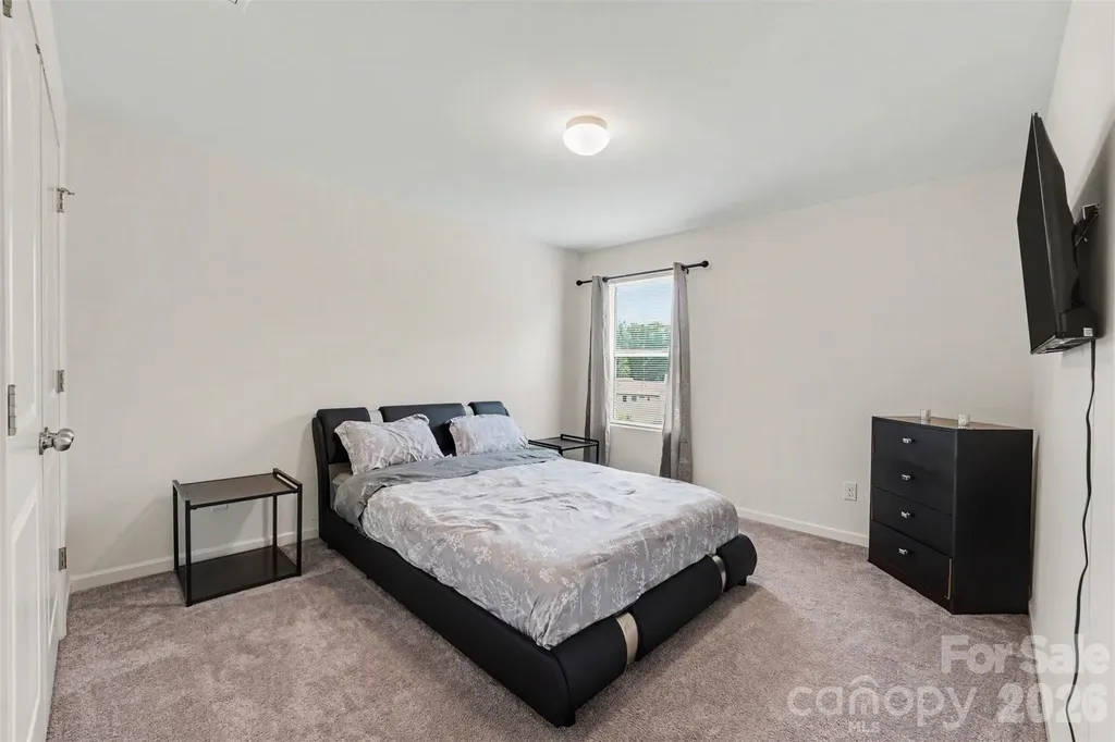 204 Hidden Lakes Road Statesville NC 28677