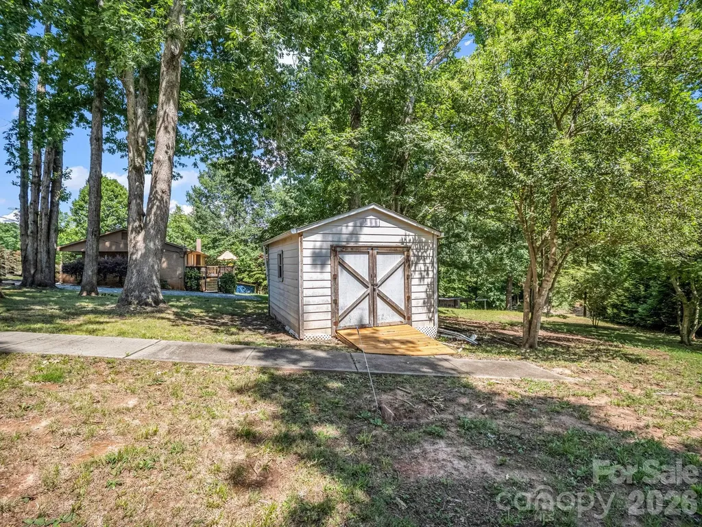 385 Eastview Drive Bostic NC 28018