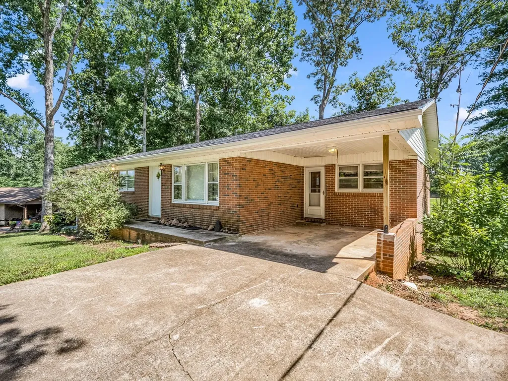 385 Eastview Drive Bostic NC 28018