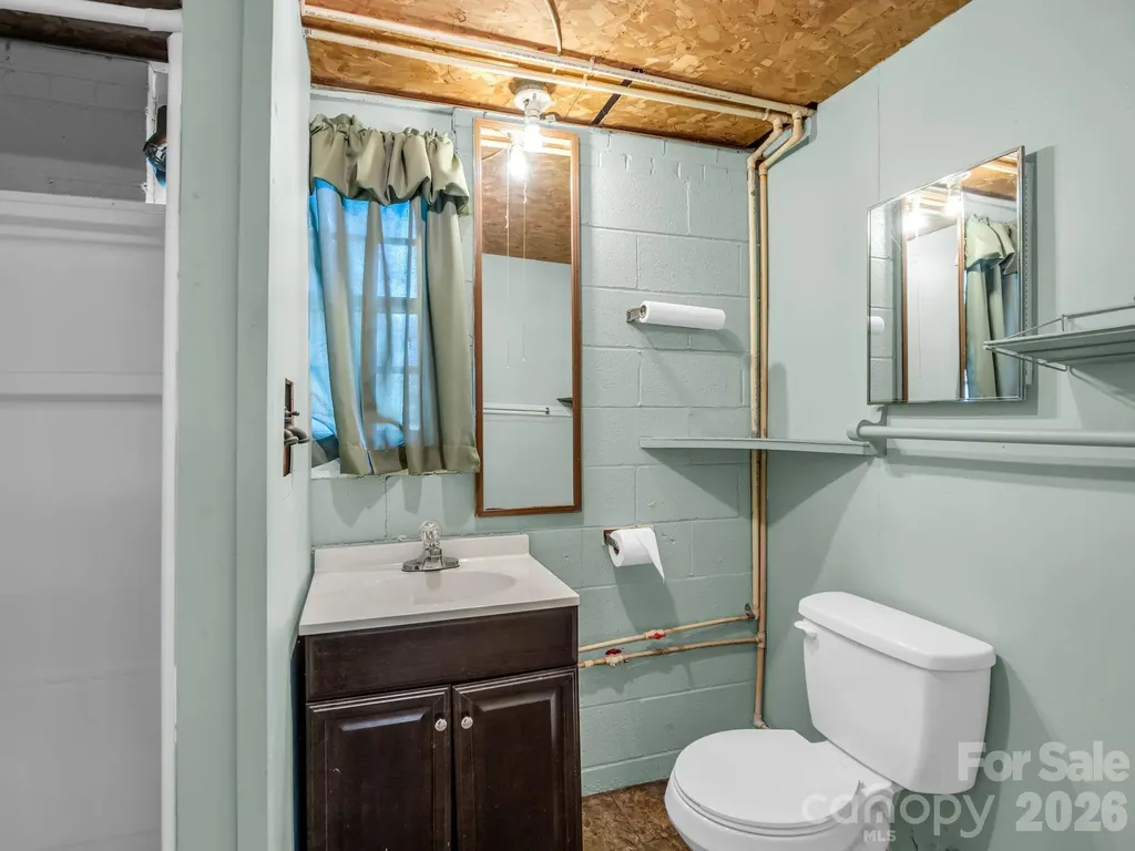 385 Eastview Drive Bostic NC 28018