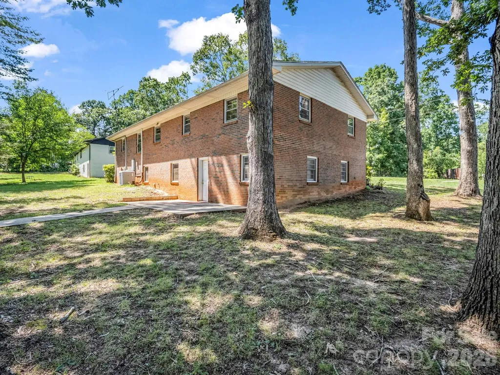 385 Eastview Drive Bostic NC 28018
