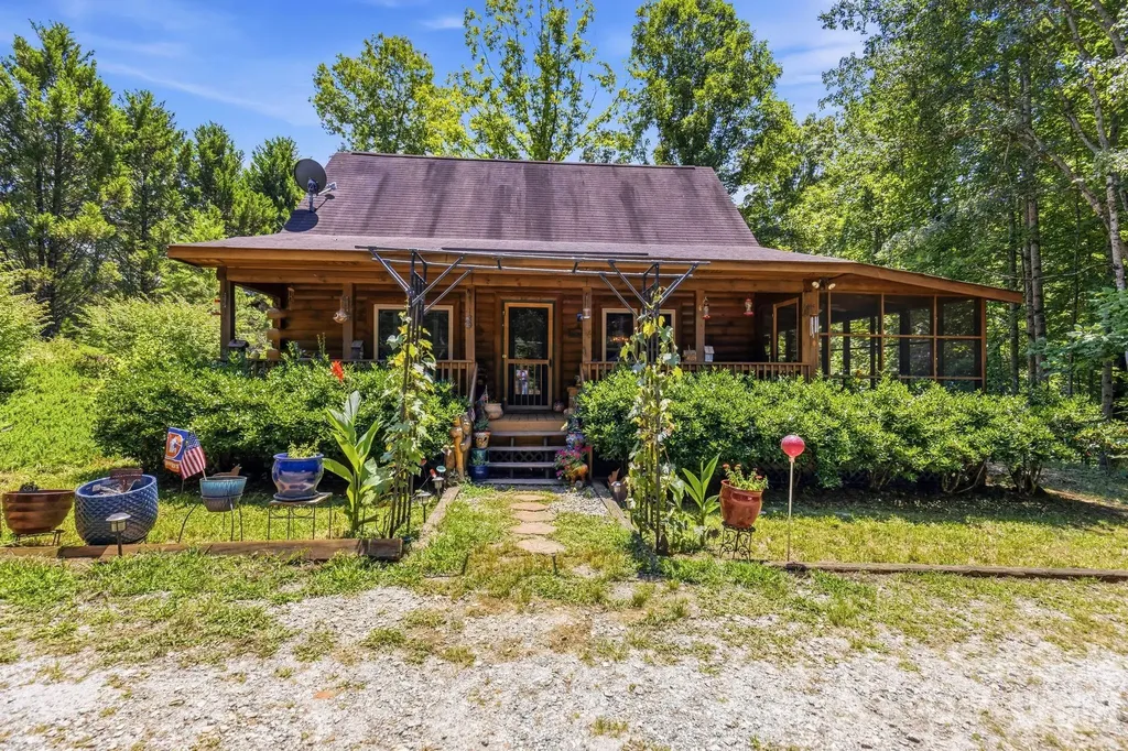 Rutherfordton NC, 120 Sasafras Ridge