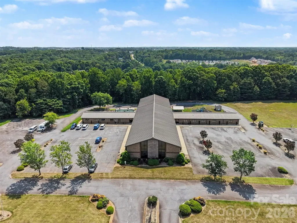 1855 6th Street SE Hickory NC 28602