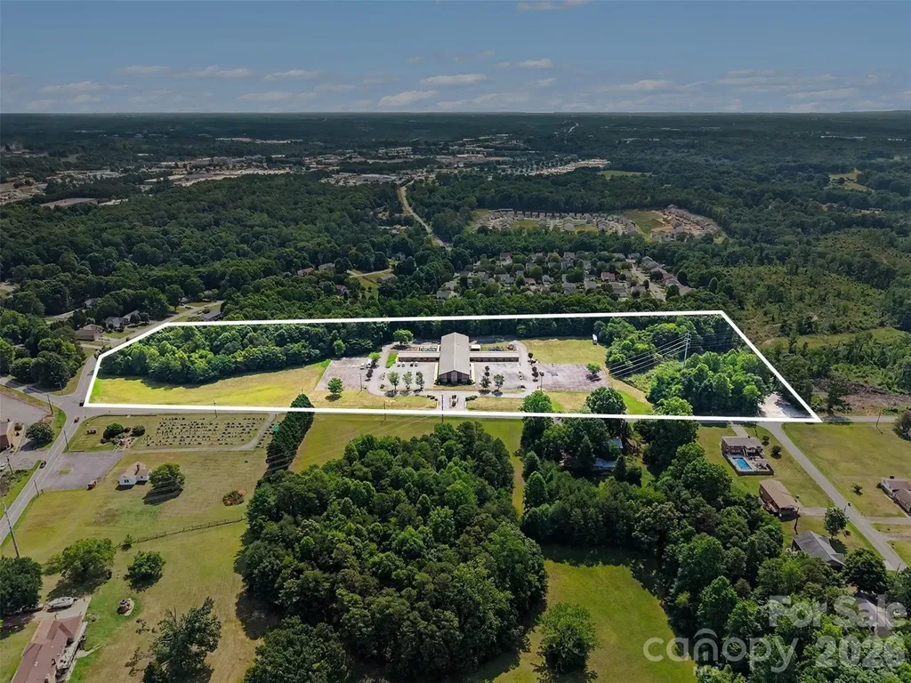 1855 6th Street SE Hickory NC 28602