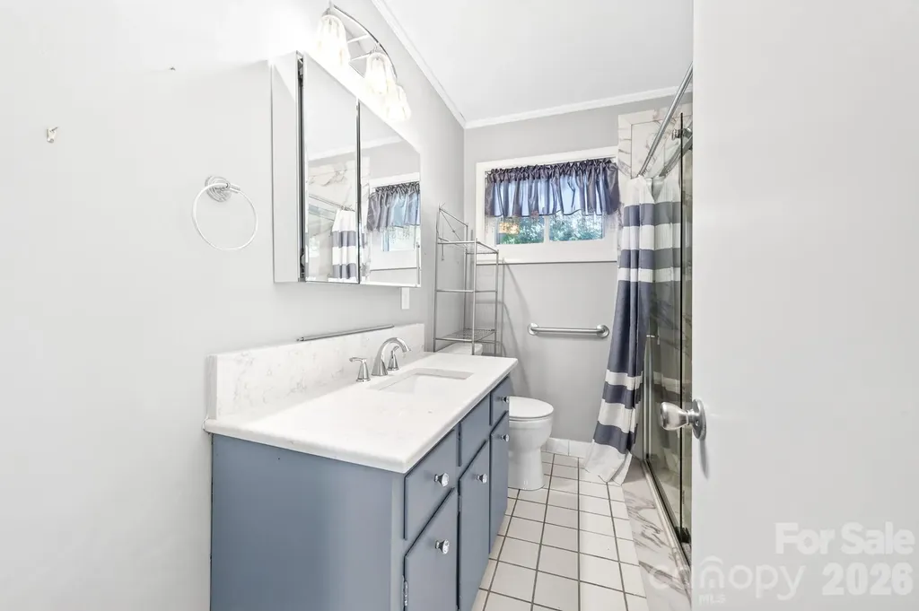8418 Moores Chapel Road Charlotte NC 28214
