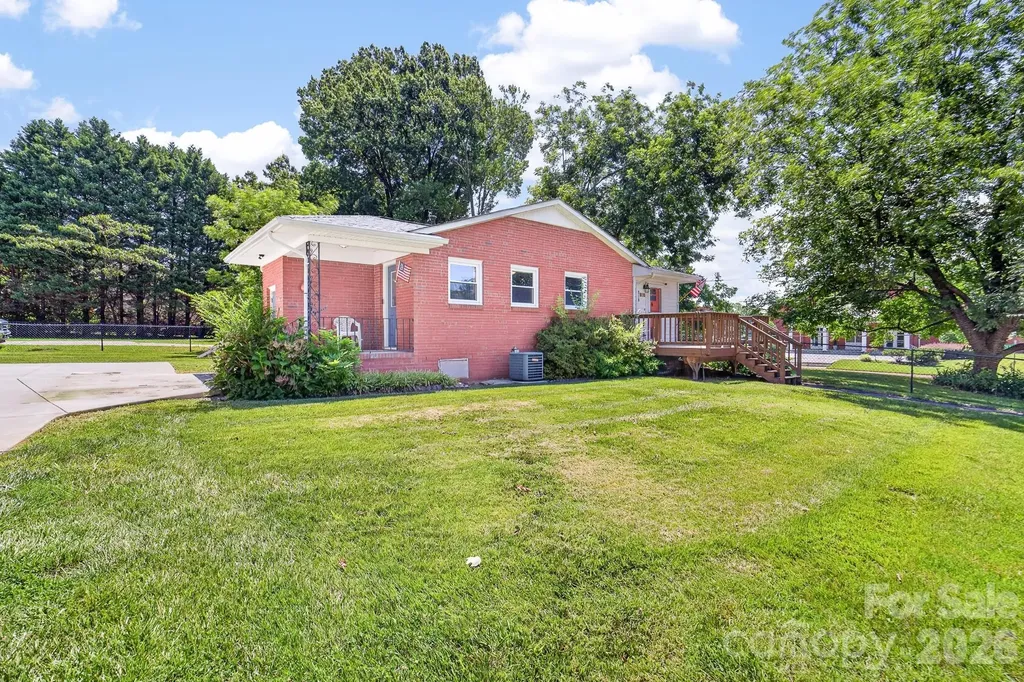 8418 Moores Chapel Road Charlotte NC 28214
