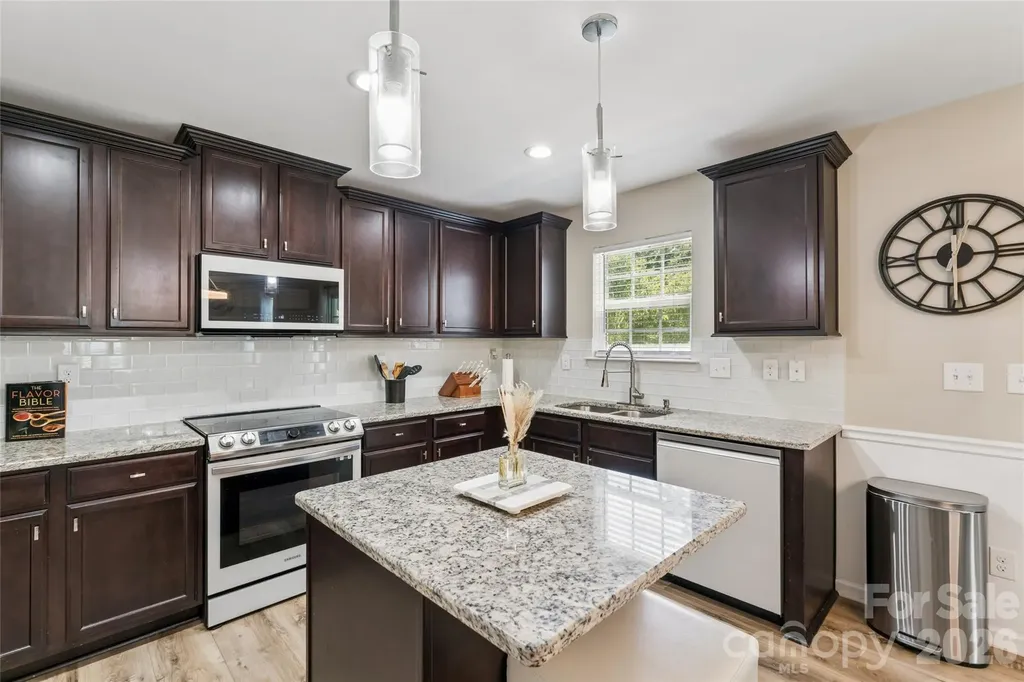 4707 Mcclure Road Charlotte NC 28216