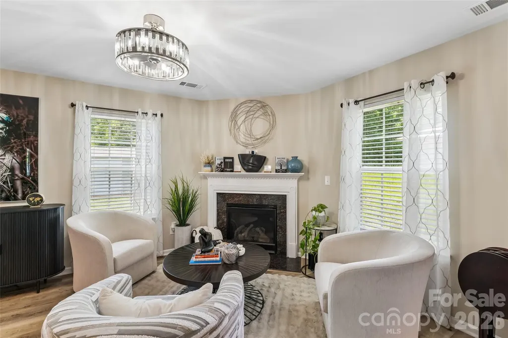 4707 Mcclure Road Charlotte NC 28216