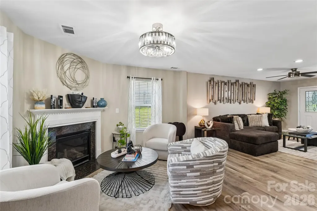 4707 Mcclure Road Charlotte NC 28216