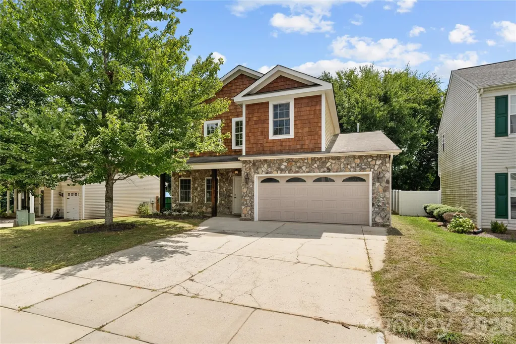 9232 Aloysia Lane Charlotte NC 28269