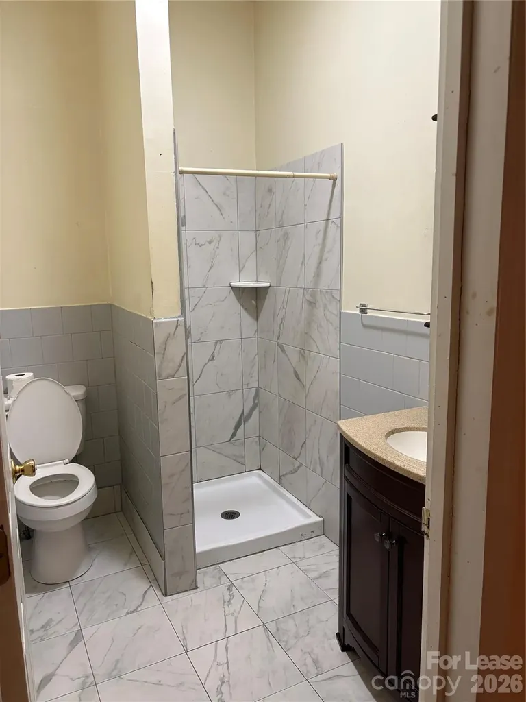 604 Main Avenue NW Hickory NC 28601