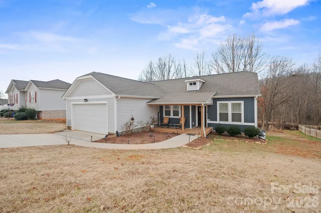 1544 Farmington Hills Drive Conover NC 28613