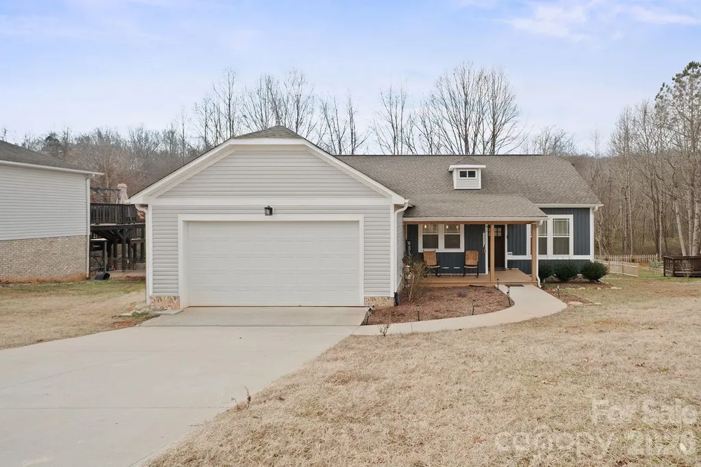 1544 Farmington Hills Drive Conover NC 28613