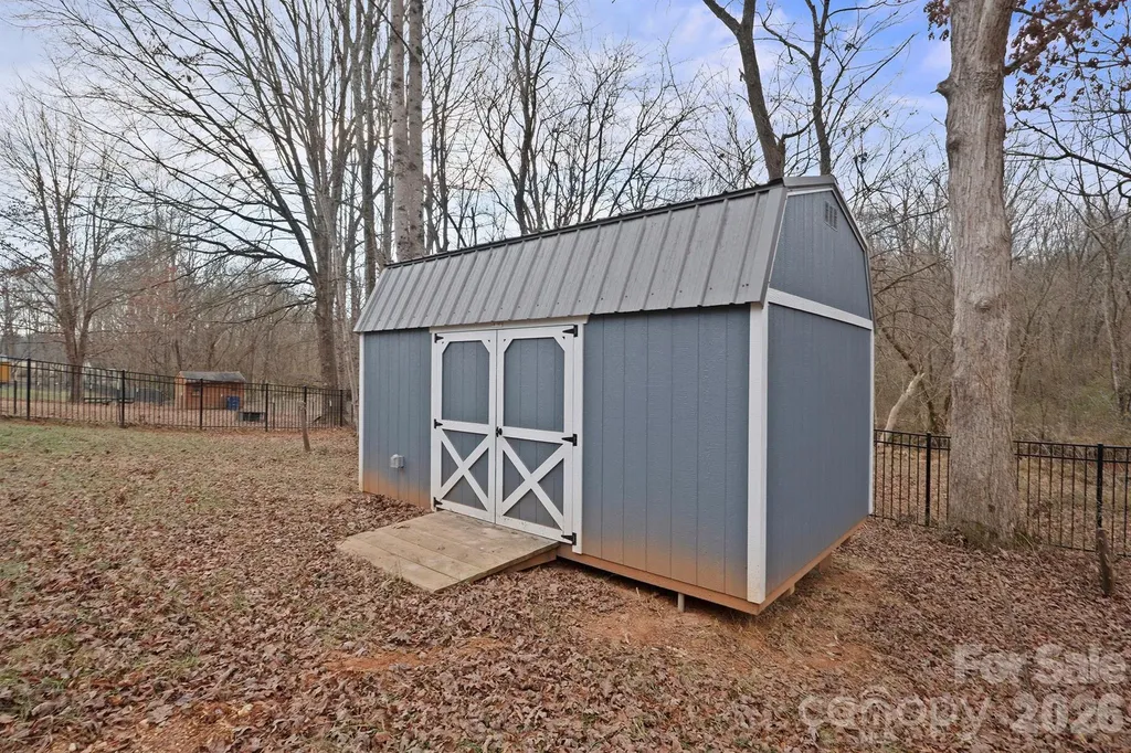 1544 Farmington Hills Drive Conover NC 28613