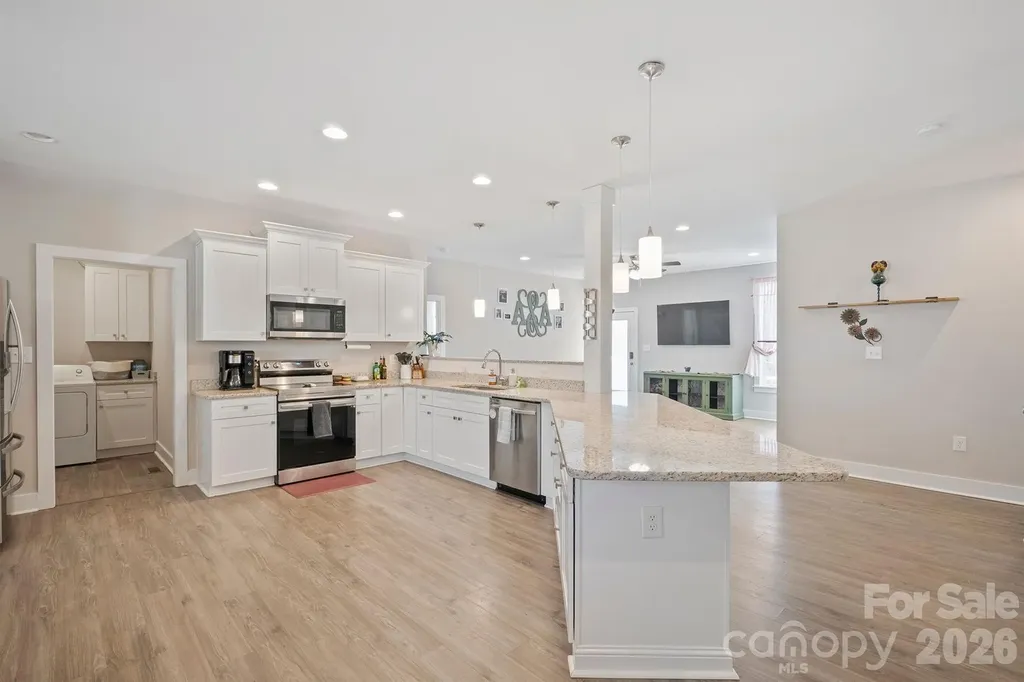 1544 Farmington Hills Drive Conover NC 28613