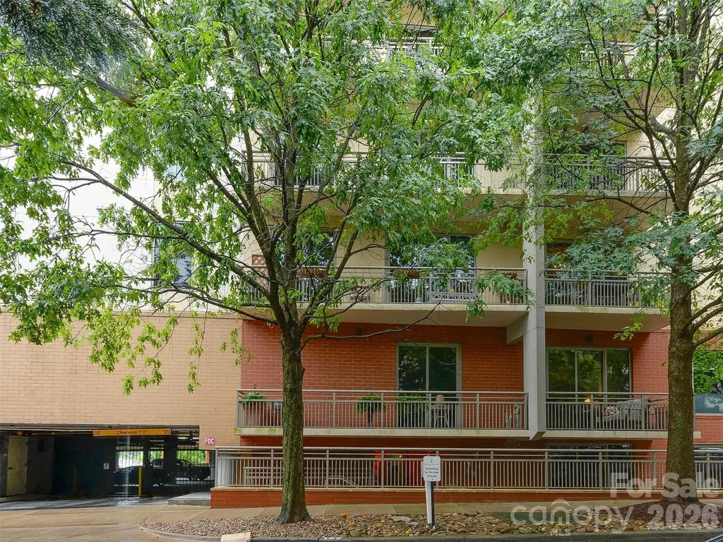 701 Royal Court Charlotte NC 28202