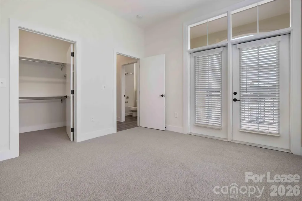 11936 N Community House Road Charlotte NC 28277