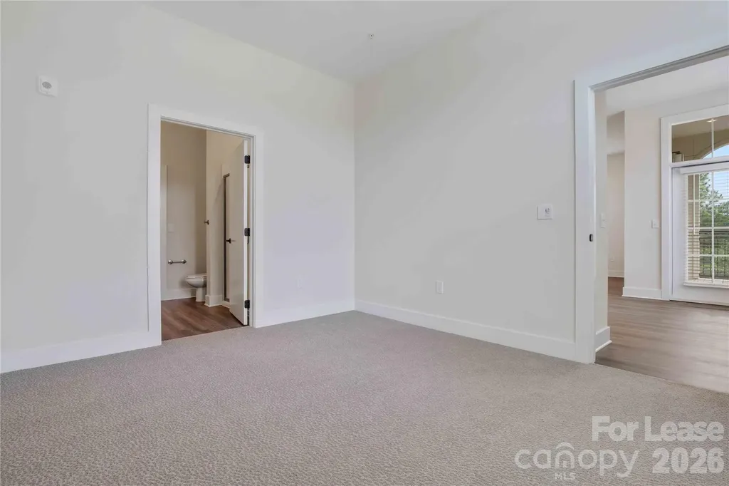 11936 N Community House Road Charlotte NC 28277