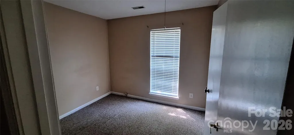 8804 Royal Scot Lane Charlotte NC 28227