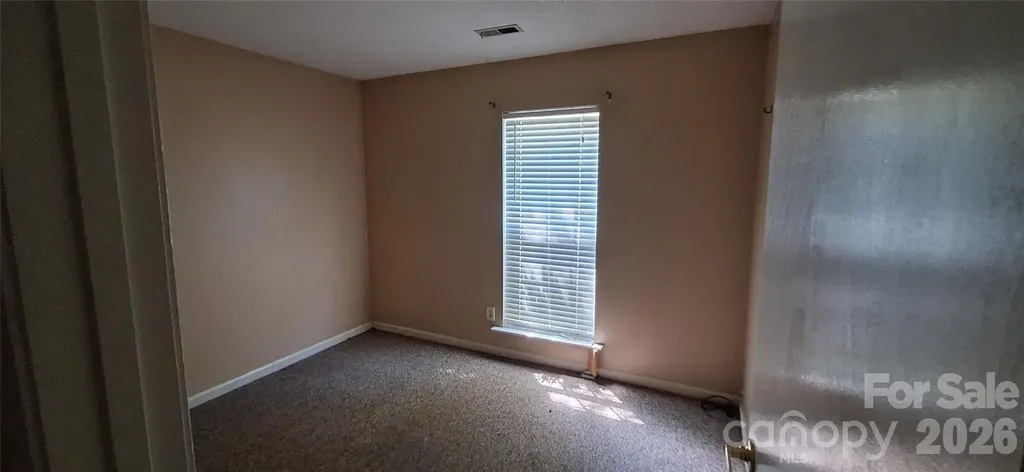 8804 Royal Scot Lane Charlotte NC 28227